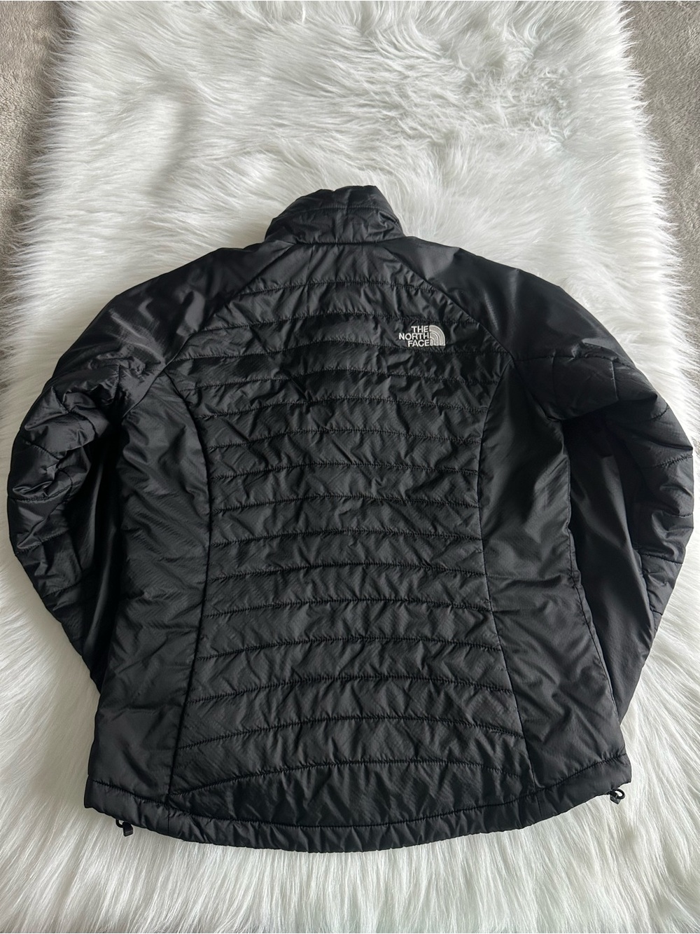 The North Face Women's Black Quilted Jacket Sz M - Picture 3 of 8